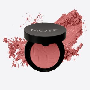 Note luminous compact blusher 06 with swatch behind