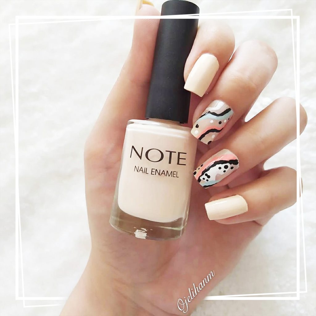 30 Best Fall Nail Colors and Manicure Ideas